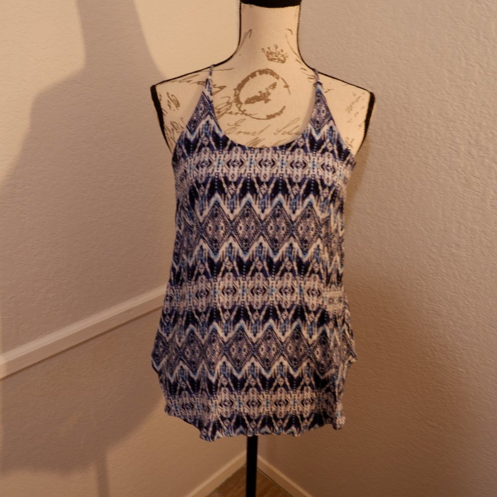Blue and White Patterned Soft Elegant Tank